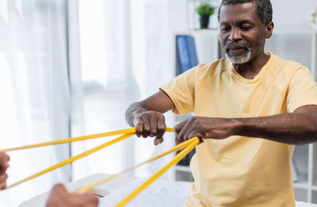 Por que a fisioterapia é importante para melhora dos movimentos em pacientes com AVC?